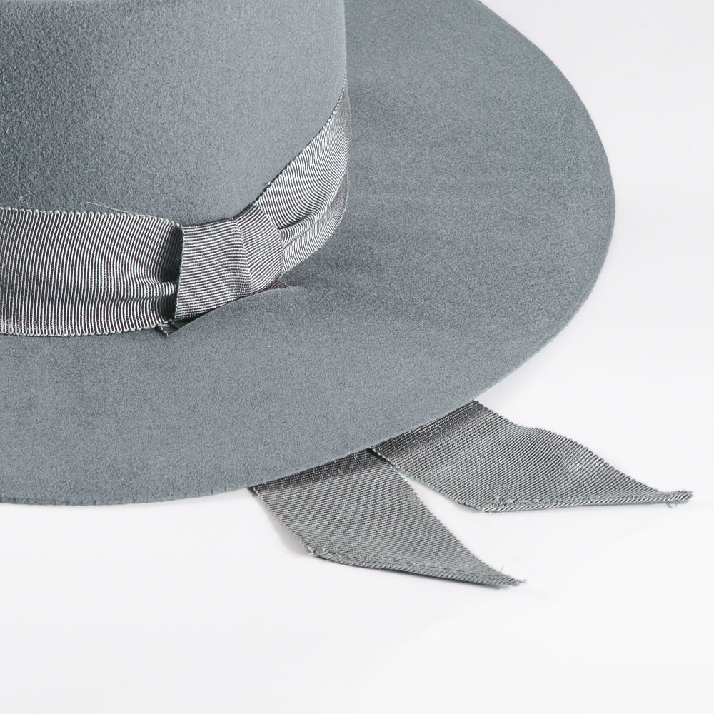 Rounded Felt Hat-Gray